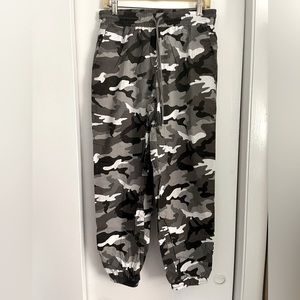 Forever 21 Camo Pants